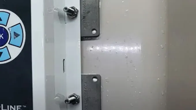 Reação entre aço e alumínio