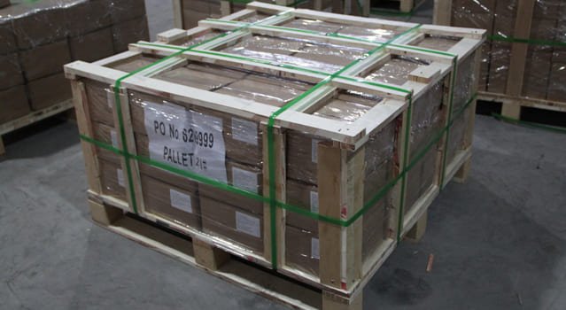 Carton + Solid Wood Pallet with Fumigation Stamp